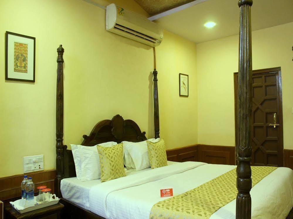 Oyo 1159 Hotel Chandra Prakash Ουνταϊπούρ Εξωτερικό φωτογραφία